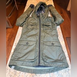 Bench Kresiel Olive Green Jacket. XS. Adjustable hood & waist NWT. $300 Retail!!